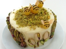 Пирожное с фисташками