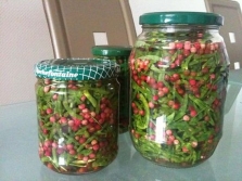 Маринованный розовый перец