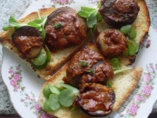 Мясо со свежим портулаком