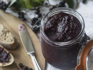 Варенье из черноплодной рябины