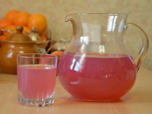 Готовим кисель из варенья и крахмала
