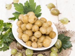 Приготовление маринованного крыжовника