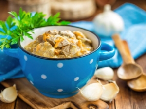 Рецепты приготовления тушеной куриной печени с луком и морковью