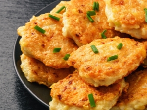 Готовим куриные биточки в духовке