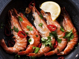 Как можно пожарить морепродукты?