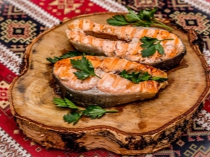 Как приготовить кижуча в духовке?