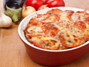 Как вкусно приготовить индейку с сыром и помидорами?