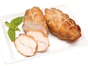 Особенности приготовления копченой куриной грудки