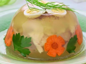 Особенности приготовления заливного из курицы