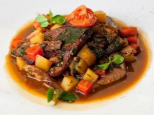 Рецепты приготовления тушеной индейки с овощами