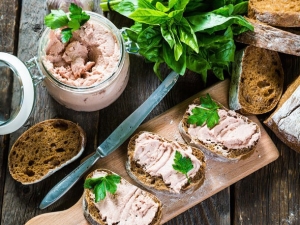 Как сделать паштет из курицы?
