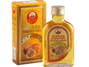Масло грецкого ореха в стекле