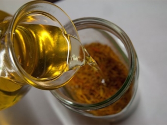 Масло календулы полученное мацерацией