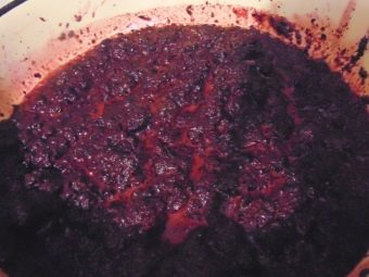 Морс из черники рецепты. recepty prigotovleniya morsa iz cherniki 4. Морс из черники рецепты фото. Морс из черники рецепты-recepty prigotovleniya morsa iz cherniki 4. картинка Морс из черники рецепты. картинка recepty prigotovleniya morsa iz cherniki 4. Самостоятельное приготовление домашних напитков на ягодной основе позволяет сохранить практически все полезные вещества исходного ингредиента. Черничный морс не только отлично утоляет жажду и восстанавливает силы, этот напиток наполняет организм полезными витаминами и микроэлементами.