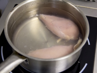 Можно ли есть куриный бульон после отравления