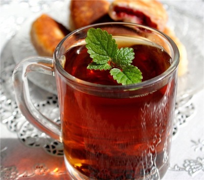 Чай с мелиссой и медом