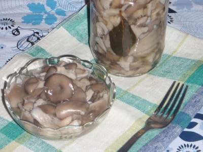 Маринованные вешенки
