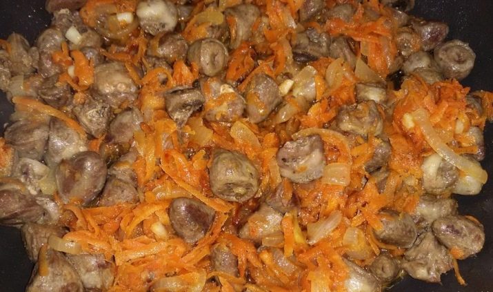 Куриное сердце рецепты жареная. kak i skolko po vremeni zharit kurinye serdca 6. Куриное сердце рецепты жареная фото. Куриное сердце рецепты жареная-kak i skolko po vremeni zharit kurinye serdca 6. картинка Куриное сердце рецепты жареная. картинка kak i skolko po vremeni zharit kurinye serdca 6. Куриные сердца являются вкусным, полезным и питательным субпродуктом, который доступен и крайне легко готовится. Некоторым данное лакомство нравится даже больше, чем мясо птицы. Из такого ингредиента можно приготовить удивительное первое блюдо, аппетитное второе и даже салат. Если необходимо сытно и быстро накормить семью, жареные куриные сердечки – именно то, что необходимо хорошей хозяйке.