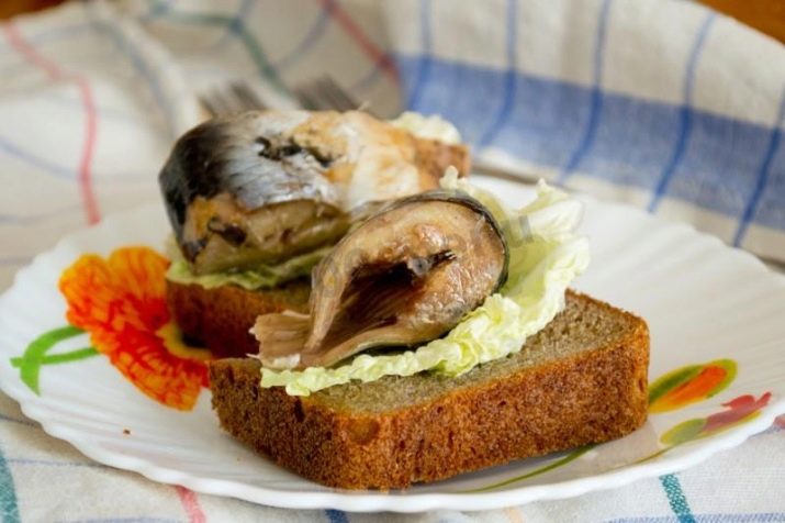Как приготовить скумбрию на зиму с овощами