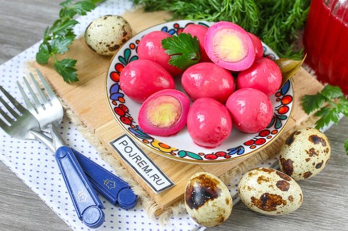 Мариновані перепелині яйця рецепт. recepty prigotovleniya marinovannyh perepelinyh yaic 6. Мариновані перепелині яйця рецепт фото. Мариновані перепелині яйця рецепт-recepty prigotovleniya marinovannyh perepelinyh yaic 6. картинка Мариновані перепелині яйця рецепт. картинка recepty prigotovleniya marinovannyh perepelinyh yaic 6. Перепелиные яйца можно сварить и съесть. Их можно добавить в тесто. Из яиц перепелов можно сделать красивые закуски на шпажках. Еще можно добавить их в салаты. Также используют яйца для украшения различных блюд. Что еще? Бутерброды приготовить с перепелиными яйцами. Нафаршировать ими блины. Все, фантазия, кажется, иссякла. Но однажды иду вдоль прилавков магазина и вижу перепелиные яйца в банке. Маринованные!