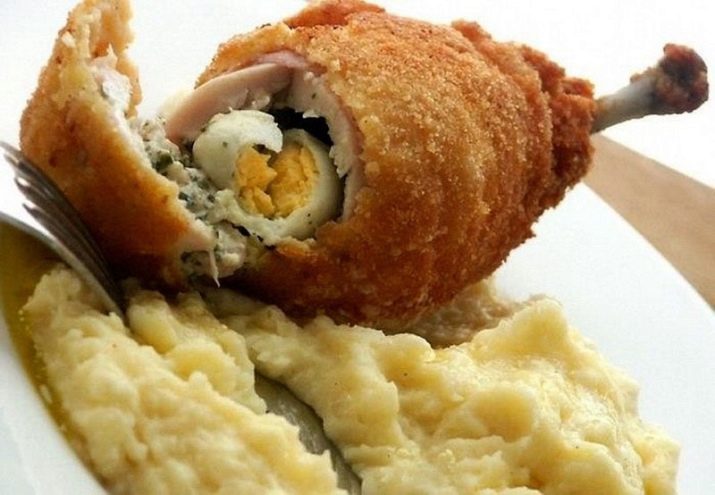 Перепелиные яйца как рецепты. sposoby prigotovleniya perepelinyh yaic 41. Перепелиные яйца как рецепты фото. Перепелиные яйца как рецепты-sposoby prigotovleniya perepelinyh yaic 41. картинка Перепелиные яйца как рецепты. картинка sposoby prigotovleniya perepelinyh yaic 41. Несмотря на свой размер и интересный внешний вид, перепелиные яйца являются настоящим кладезем витаминов и полезных микроэлементов. В отличие от куриных в них не содержится холестерин. Они повышают иммунитет и подходят для употребления в пищу даже аллергикам. Существует огромное количество интересных вариантов их приготовления.